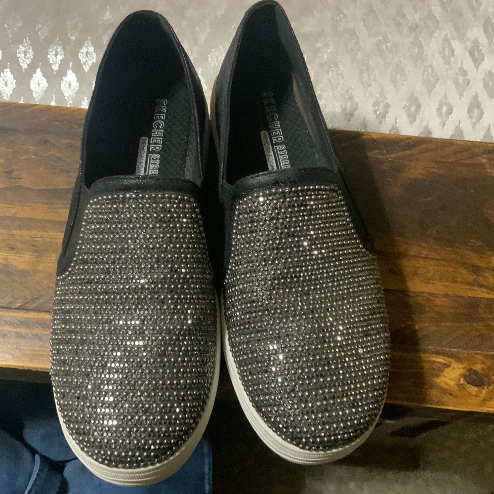 Sketchers Size 8 Memory Foam Bling Comfort Shoes - image 1